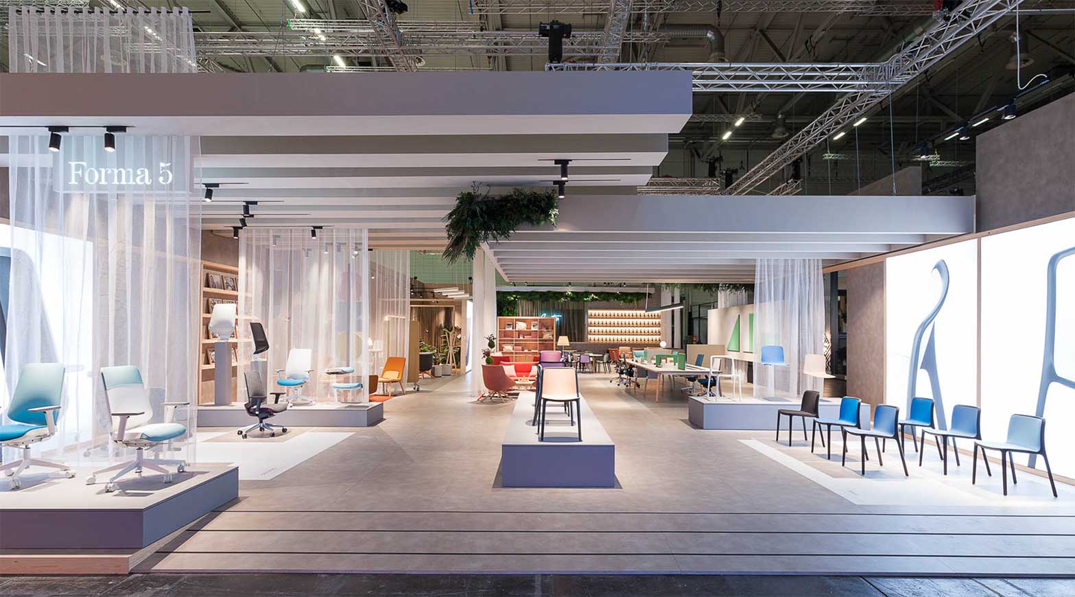 Forma 5 Showroom